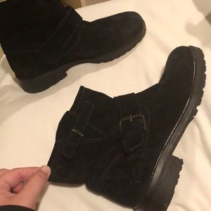 Scoop NYC black booties